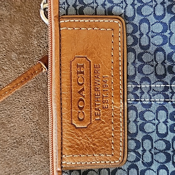 COACH Medium Wristlet - Picture 8 of 8